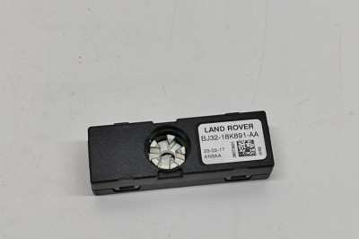 Amplificator de antena JAGUAR F-TYPE Coupe X152 2018 OEM: BJ32-18K891-AA | 31380752 foto