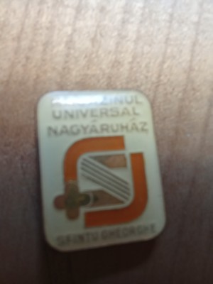 Insigne (10) Industrie Magazin Universal Sfantul Gheorghe foto