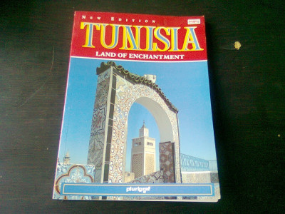 TUNISIA, LAND OF ENCHANTMENT, GHID TURISTIC IN LIMBA ENGLEZA foto