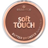 essence Soft Touch autobronzant cu efect matifiant culoare 40 chocolate butter dream 10 g