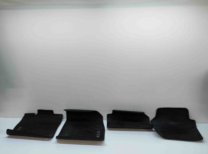 Set covorașe VW ID.5 E39 2023 OEM: 11A061512,11E061502,11B061502