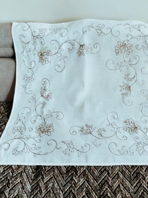Fața de masă elegantă foto