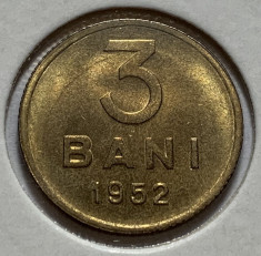 3 Bani 1952 Romania, UNC, Luciu de batere foto