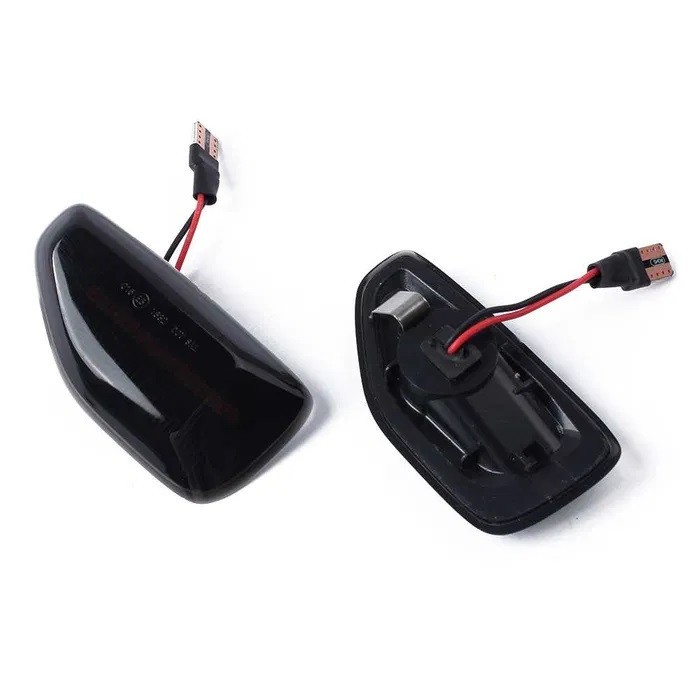 Set 2 x Semnalizare Dinamica Secventiala aripa LED compatibil Dacia Logan II, Logan MCV II, Sandero, Sandero Stepway II, Duster II