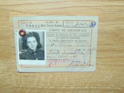 CFR -CARTE DE IDENTITATE 4 CALATORII 50% REDUCERE ANUL 1949 foto