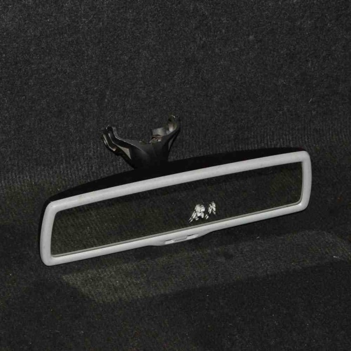 Oglinda retrovizoare interioară VW GOLF V 1K1 2007 OEM: 1K0857511 2435102