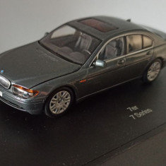 Macheta BMW seria 7 (E65) gri 2001 - Minichamps 1/43 7er