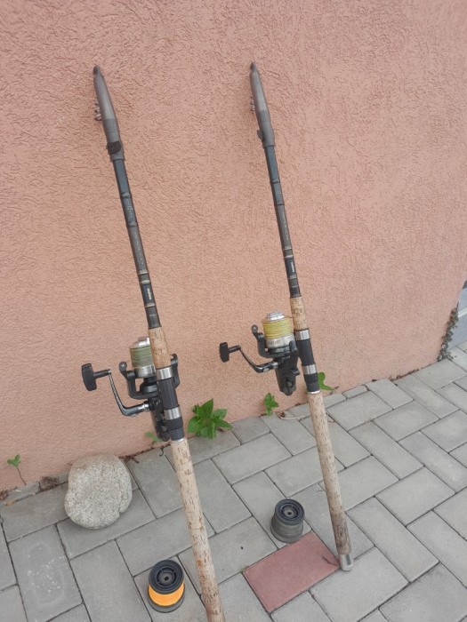 Vind 2 undite Daiwa + 2 mulinete Banax