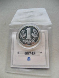 A186-UNC-Moneda 1 Marca DDR 1980 aniversare 1949-1990.