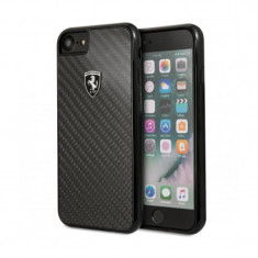 Husa Hard Ferrari pentru iPhone 7/8 Negru Carbon FEHCAHCI8BK