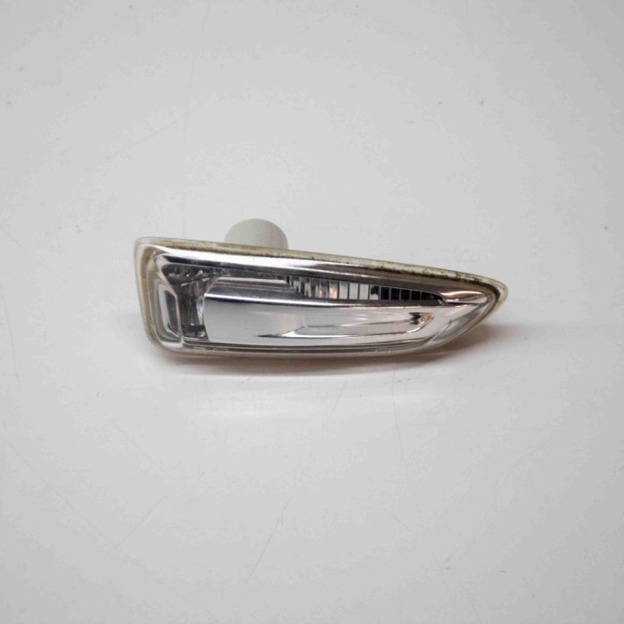 Semnalizare aripa dreapta față OPEL ZAFIRA TOURER C P12 2012 OEM: 13273104 | 13599526