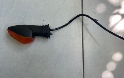 Semnalizator spate stanga Suzuki GSXR GSX-R 600 750 K4 K5 GSXR GSX-R 1000 K3 K4 foto