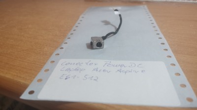 Conector Power DC Laptop Acer Aspire ES1-512 foto