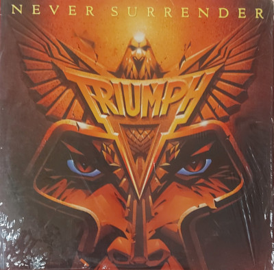 Triumph - Never Surrender , LP, Canada, 1982, stare excelenta (NM) foto