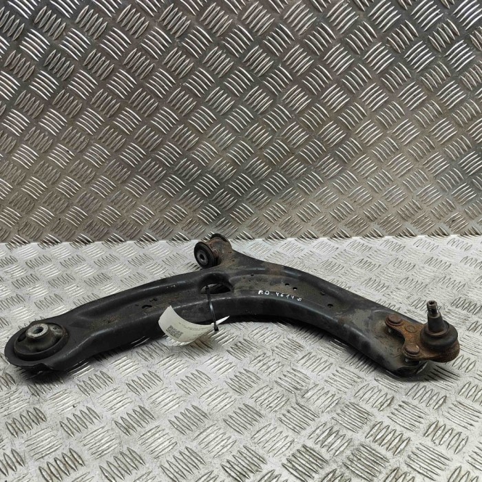 Braț inferior dreapta față VW PASSAT B8 3G2 2017 OEM: 3Q0407152E