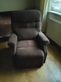 Fotoliu electric cu telecomanda, stare foarte buna, catifea maro