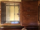 Vand vitrina vintage furnir nuc