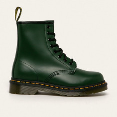 Dr. Martens bocanci de piele 1460 culoarea verde, cu toc plat 11822207