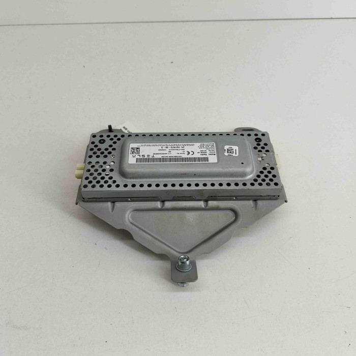 Alt modul de control TESLA MODEL Y 2023 OEM: 1527973-00-D 26302003