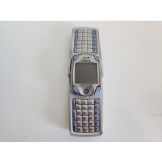Telefon Nokia 6820a folosit