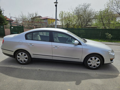 Proprietar! Vand VW Passat B 6 din 2010 foto