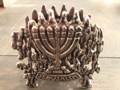 Suport vechi evreiesc din bronz,pentru servetele,Jerusalem foto