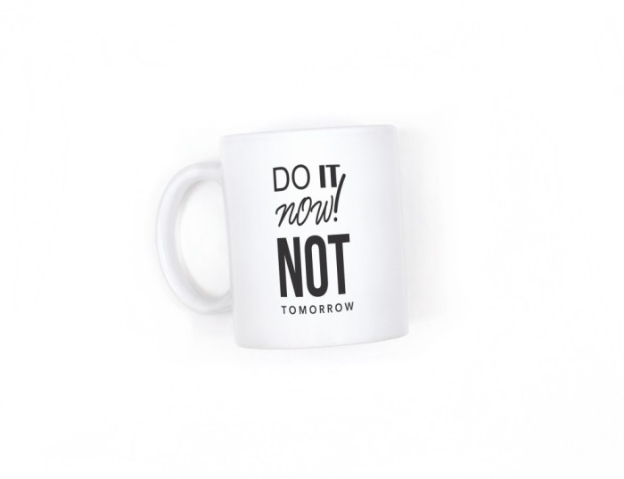 Cana alba personalizata mesaj motivational pentru antreprenori, freelanceri, vloggeri, INOVATIX&reg;. 330ml