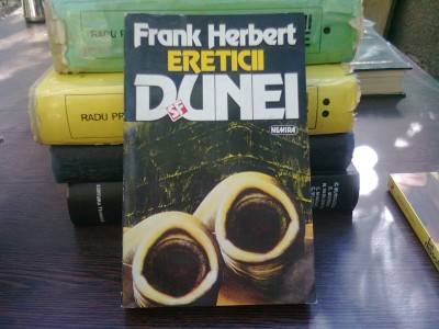 ERETICII DUNEI - FRANK HERBERT foto