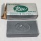 Obiect vechi de colectie REW Speed Parafina Argintata pt Schiuri - Finlanda 1930