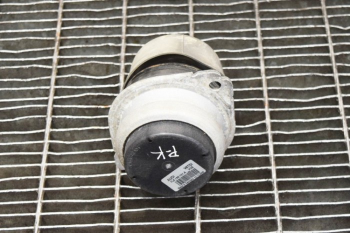 Suport motor st&acirc;nga AUDI Q7 4L 2007 OEM: 7L8199131A | 11477092