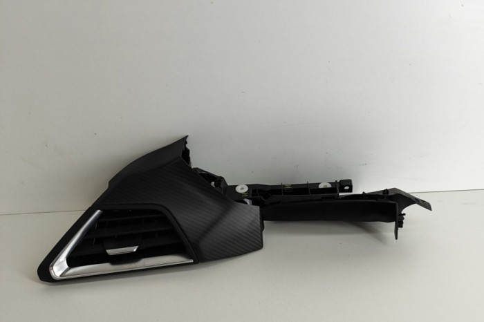 Gura de ventilație planșa de bord AUDI E-TRON GT 2022 OEM: 4J3819701 | 23545343