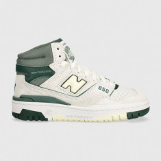 New Balance sneakers din piele întoarsă BB650RVG culoarea alb