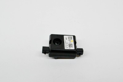 Amplificator de antena BMW 3 F30, F80 2012 OEM: 9231466,10859410,28255372 15243572 foto