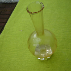 Vaza din sticla