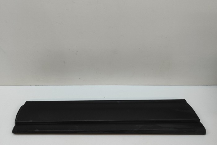 Bandou inferior ușă dreapta față MAZDA MX-30 DR 2020 OEM: DN4E-51RA1,DN4E-51-RA1 30427520