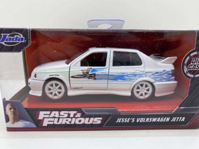 Macheta Fast and Furious 1995 Volkswagen Jetta a3 alb/albastru 1 foto