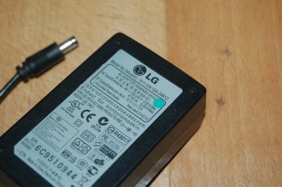 Alimentator LG MODEL DA-24B12 12V 2A 24W MUFA 5.5*2.2MM foto