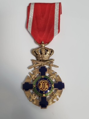 Ordinul Steaua Romaniei &amp;ndash; Cavaler, cu sabii (timp de razboi), model regal foto