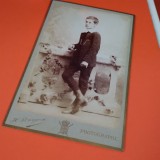 Cumpara ieftin FOTO BAIAT ANII 1900 VECHI PE CARTON GROS 10 7 CM
