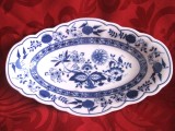 PLATOU PORTELAN CU COBALT HUTSCHENREUTHER BAVARIA MODEL BLUE ONION 24.5 CM