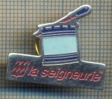 Y 1058 INSIGNA -LA SEIGNEURIE -ATRACTIE TURISTICA GUERNSEY - PENTRU COLECTIONARI