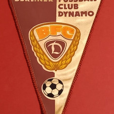 Fanion (vechi) fotbal - DYNAMO BERLIN FC (DDR-Germania Democrata)
