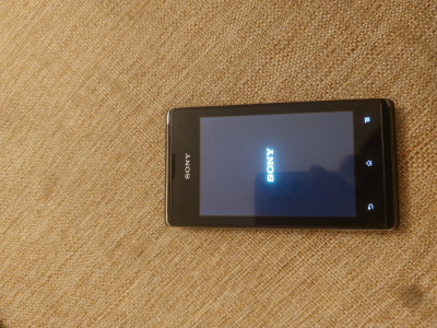 Smartphone rar Sony Ericsson E C1505 Black Livrare gratuita! foto
