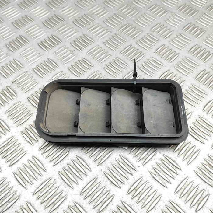 Grila de ventilație caroserie VW T-ROC A11 2022 OEM: 7N0819465F 32428404