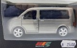 Macheta din metal VW T5 auriu 1:43