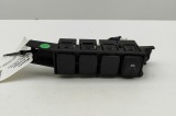 Comutator MERCEDES-BENZ X - Class 2018 OEM: 68106-5XF0A,681RU-5XF0A | 31645954