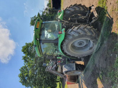 Tractor Deutz Fahr 5100 G LS foto