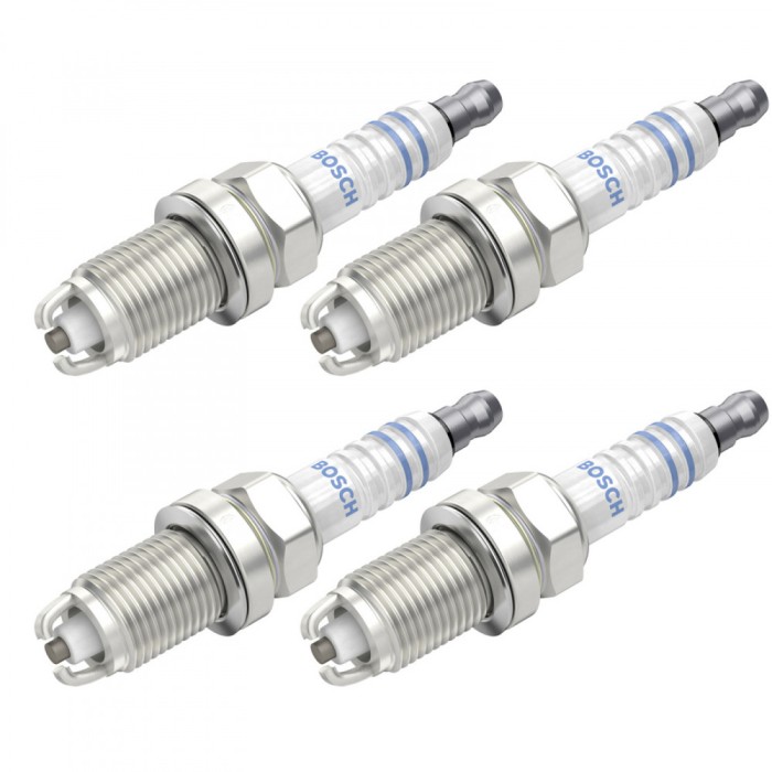 Set 4 bujii scanteie Bosch pentru Renault...