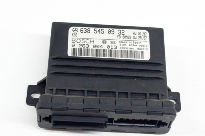 Unitate de control senzor de parcare PDC MERCEDES-BENZ VITO Minibus / passenger 638 2000 OEM: A6385450932,033M018M,0263004013 14315602