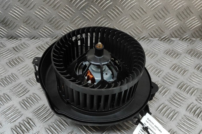 Ventilator aeroterma AUDI Q2 GA 2020 OEM: 5WC819015A,T72368C,5WA907521 30665158